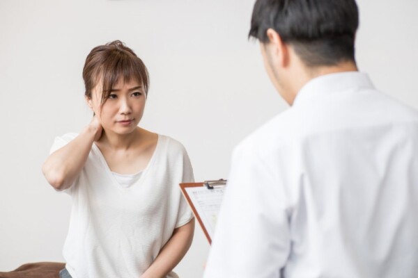 交通事故の痛みを放置しないで！ 治療に関する無料相談を受付中サムネイル